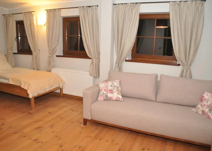 Pod Gwiazdami Homestay